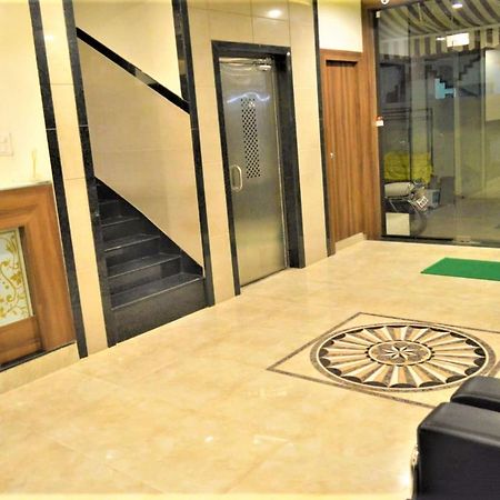 Hotel Visau,Shirdi Esterno foto